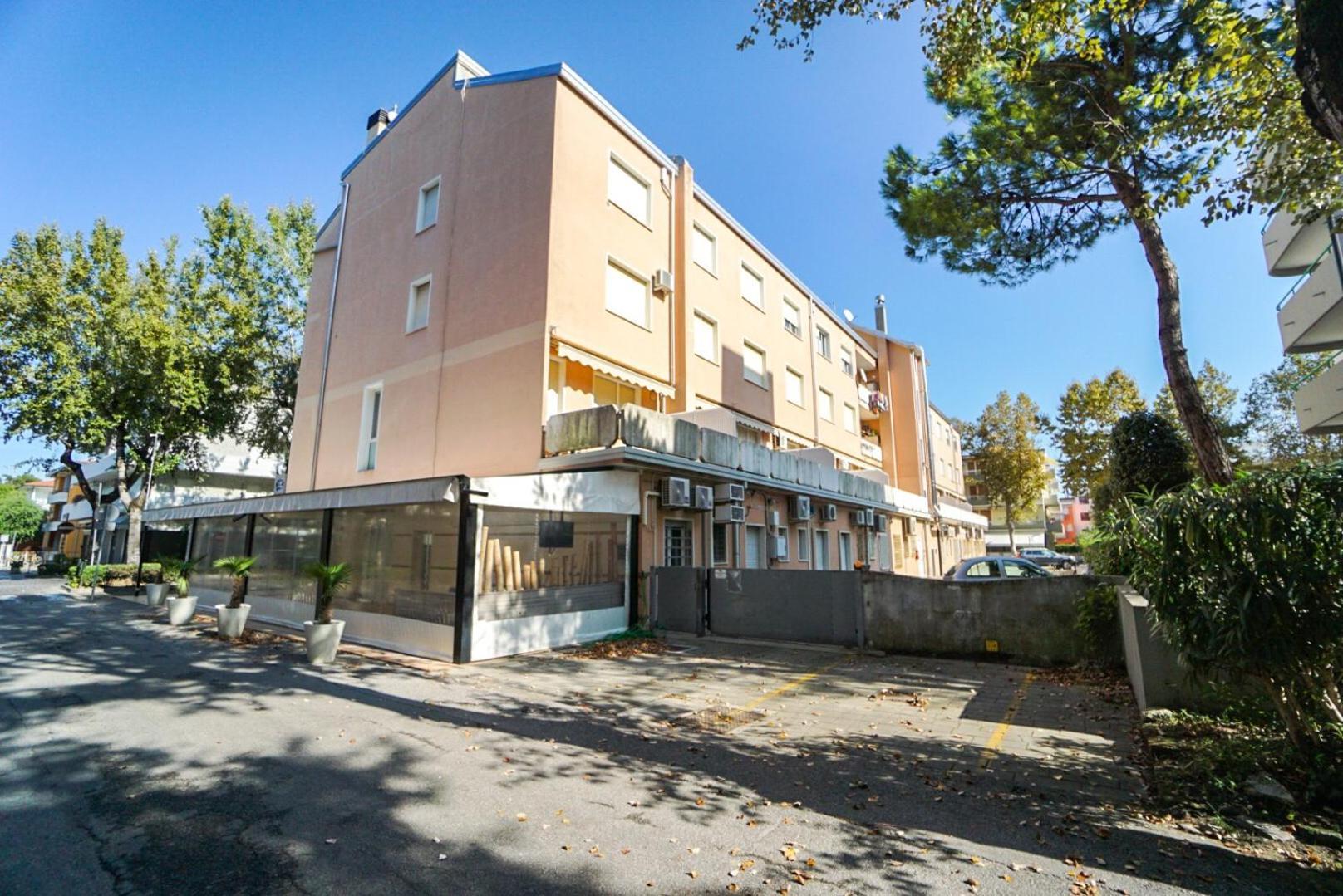 Condominio Bussola Bibione Kültér fotó